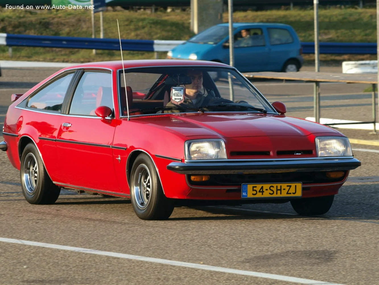 Opel Manta 1.2 N (55 Hp)1978 - 1983 thumbnail 2