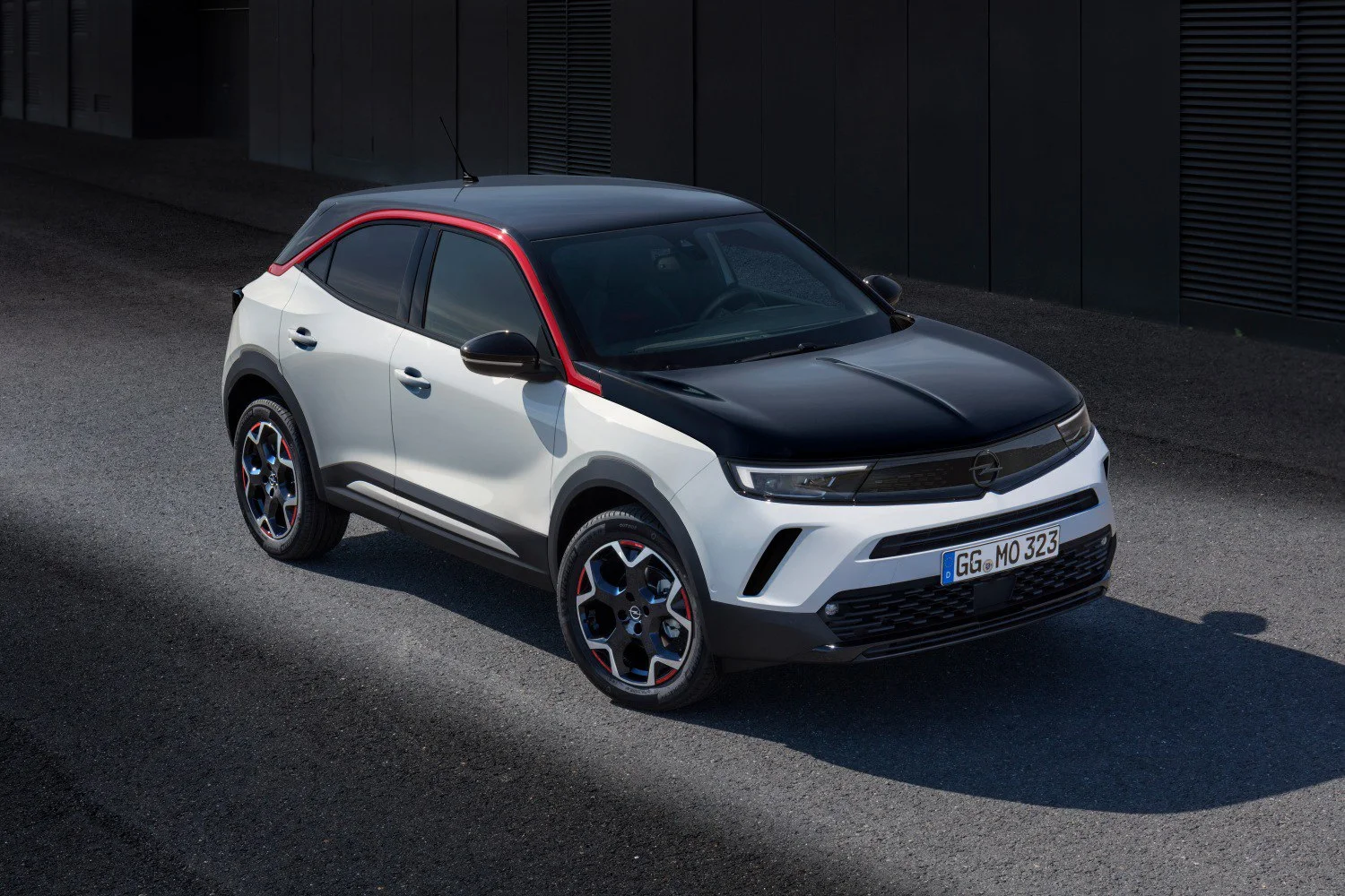 Opel Mokka 1.2 Turbo (100 Hp)2020 - 2024 thumbnail 9