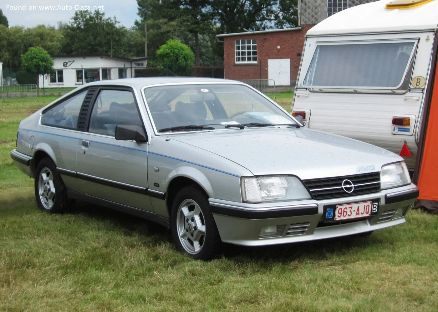 Opel Monza 2.0 E (115 Hp)1983 - 1984 thumbnail 2