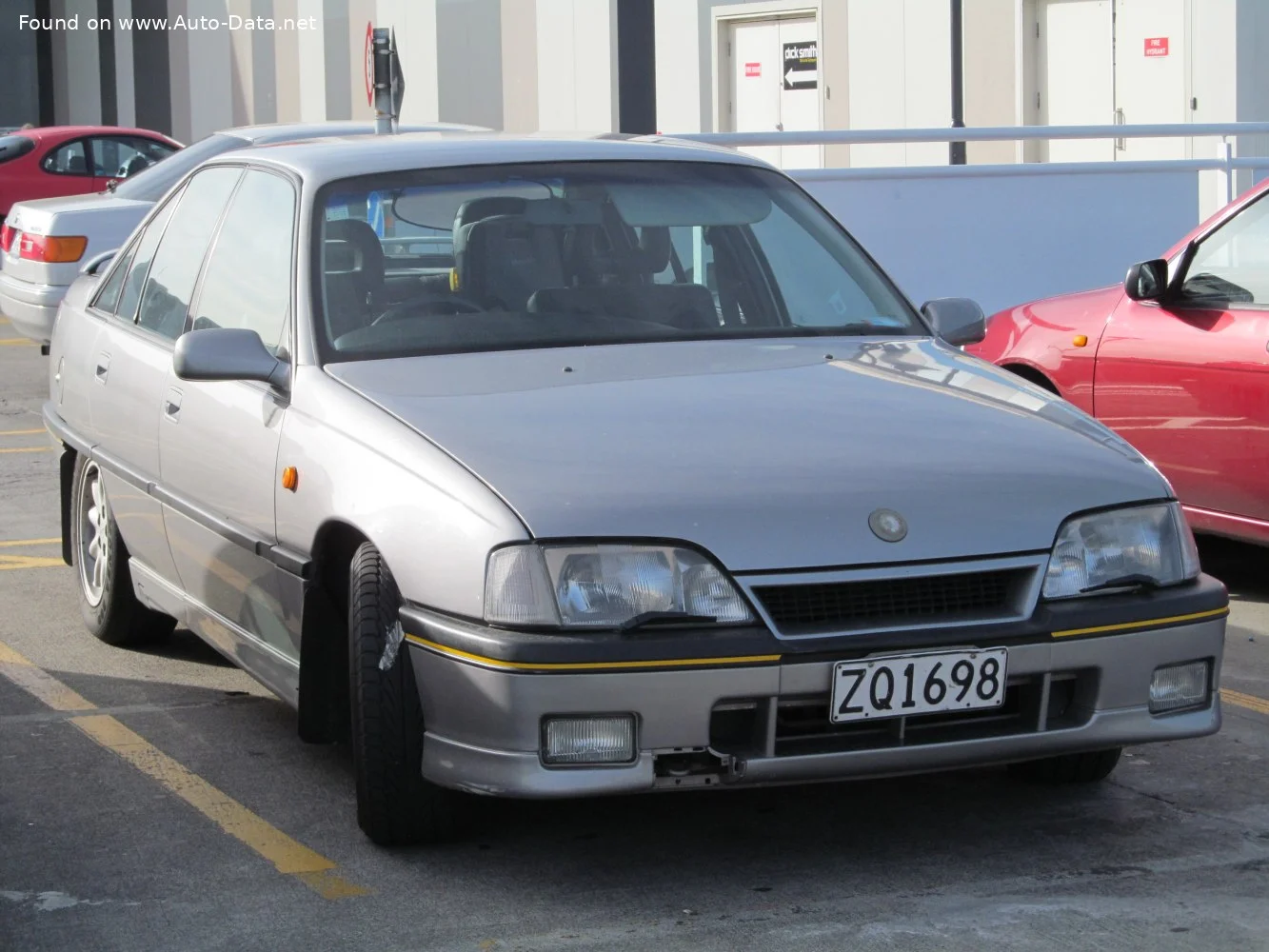 Opel Omega 1.8 (90 Hp)1986 - 1987 - 1