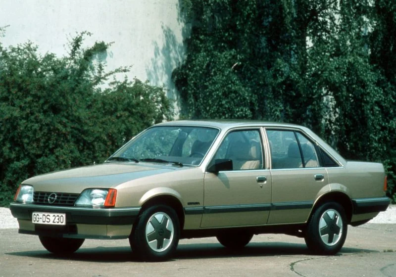 Opel Rekord 1.8 (75 Hp)1982 - 1986 - 1