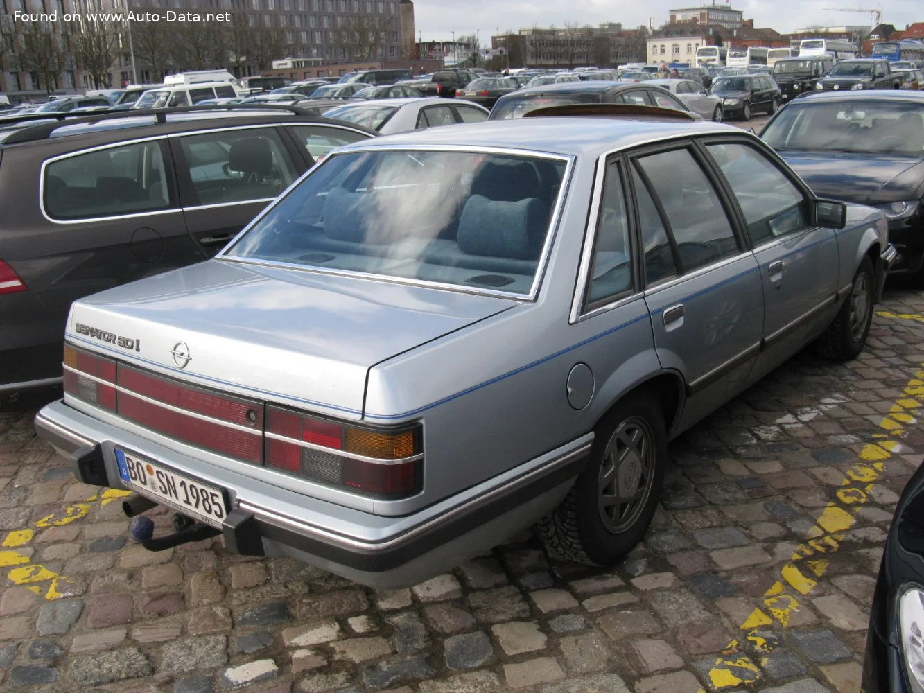 Opel Senator 2.0 E (110 Hp)1982 - 1984 thumbnail 6