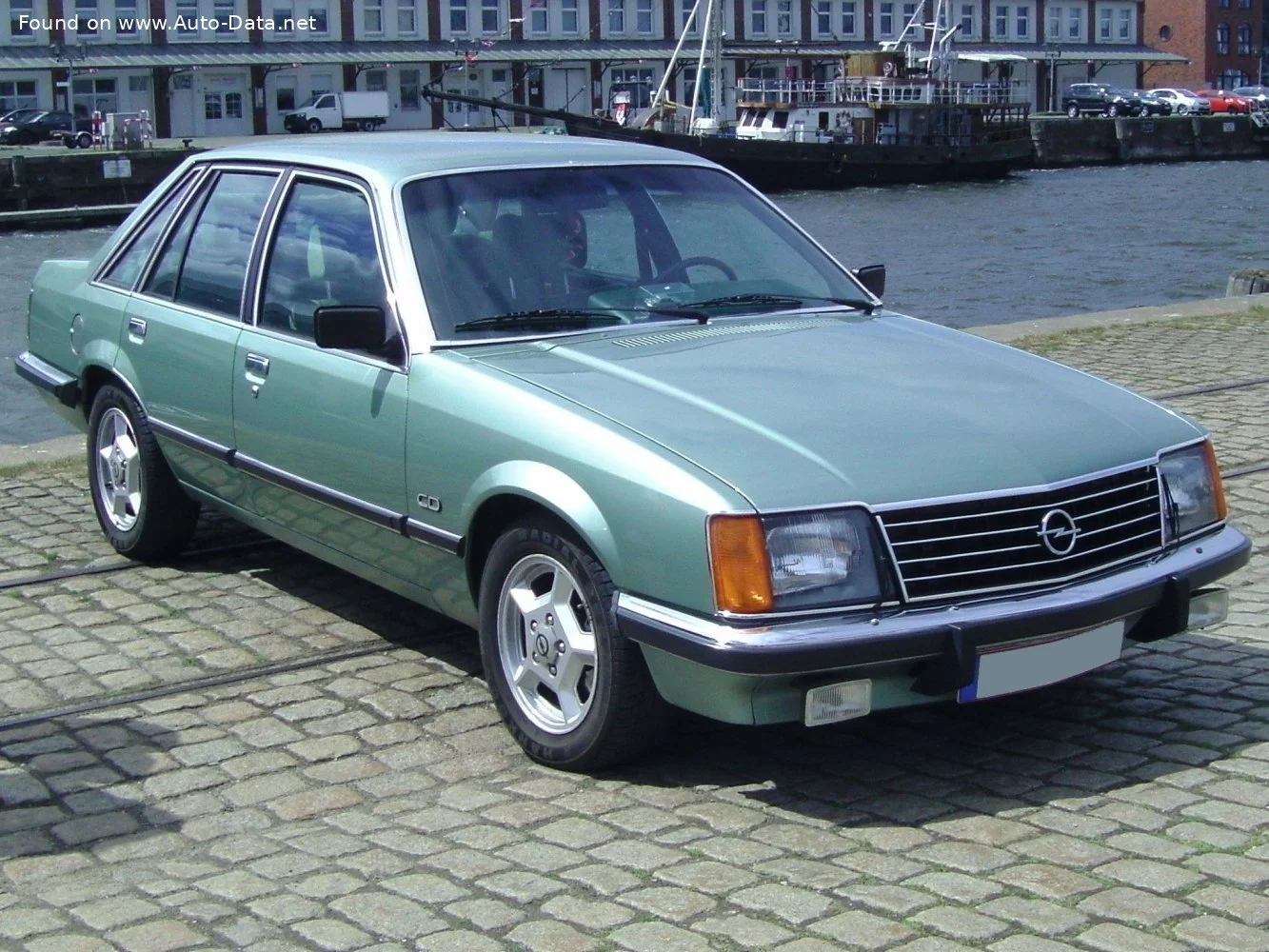 Opel Senator 2.5 (115 Hp)1978 - 1980 thumbnail 2