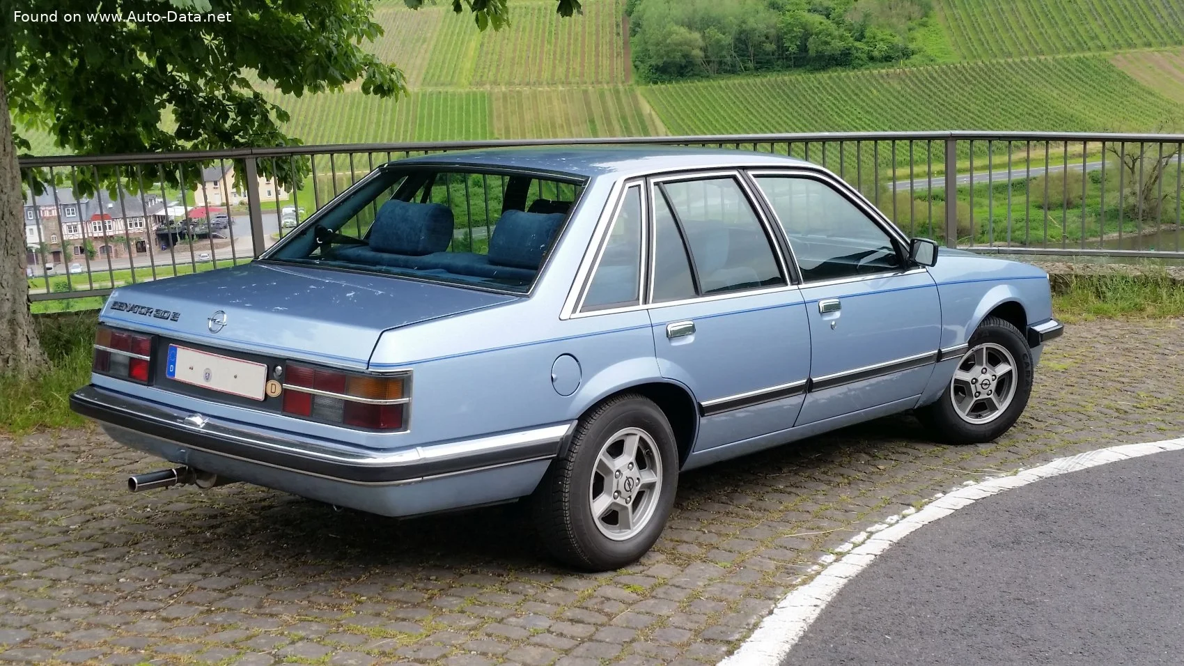 Opel Senator 2.5 (115 Hp)1978 - 1980 thumbnail 6