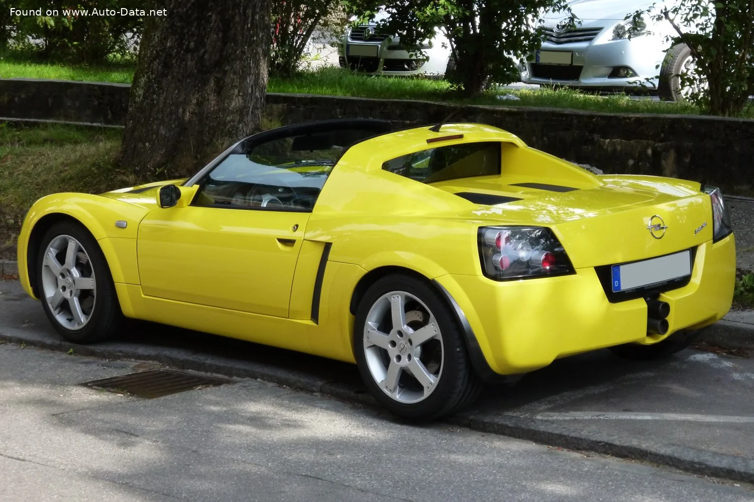 Opel Speedster 2.0i 16V Turbo (200 Hp)2003 - 2004 thumbnail 2