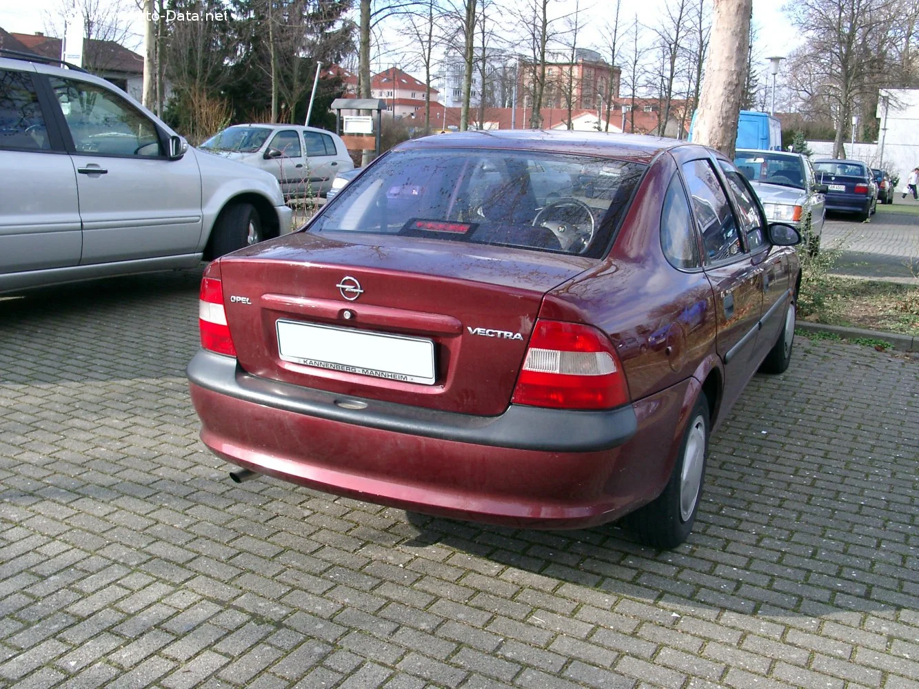 Opel Vectra 1.6i 16V (100 Hp)1995 - 1998 thumbnail 2