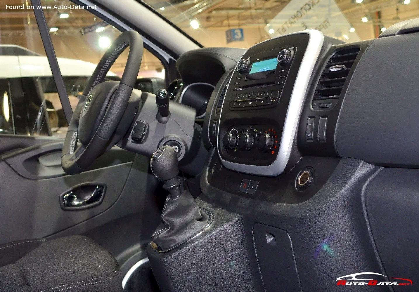 Opel Vivaro 1.6 CDTI (116 Hp)2014 - 2016 thumbnail 3