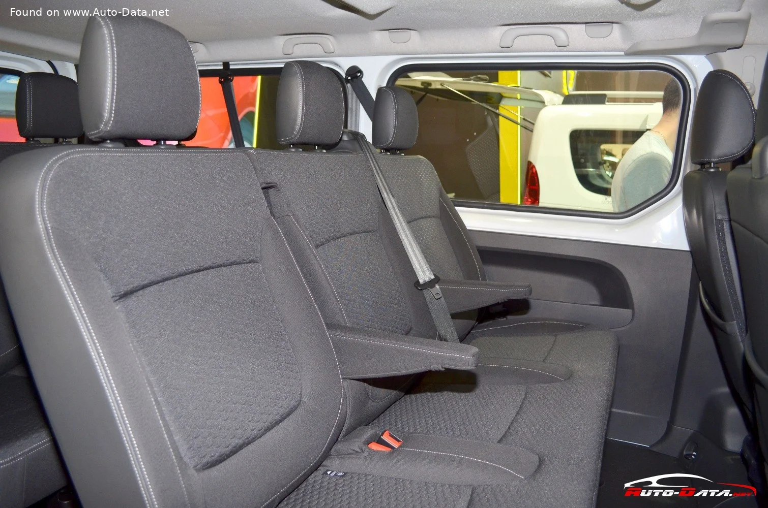 Opel Vivaro 1.6 CDTI (116 Hp)2014 - 2016 thumbnail 6