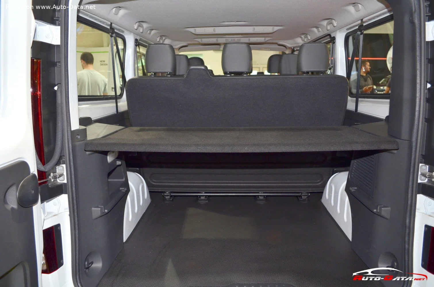 Opel Vivaro 1.6 CDTI (116 Hp)2014 - 2016 thumbnail 7