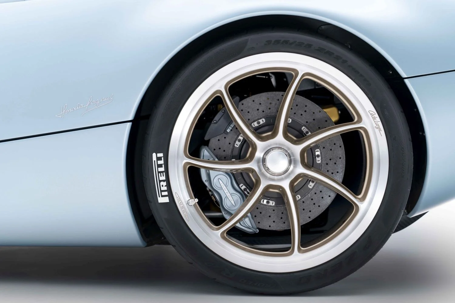 Pagani Huayra 6.0 V12 (840 Hp) Xtrac2022 - 2022 thumbnail 5