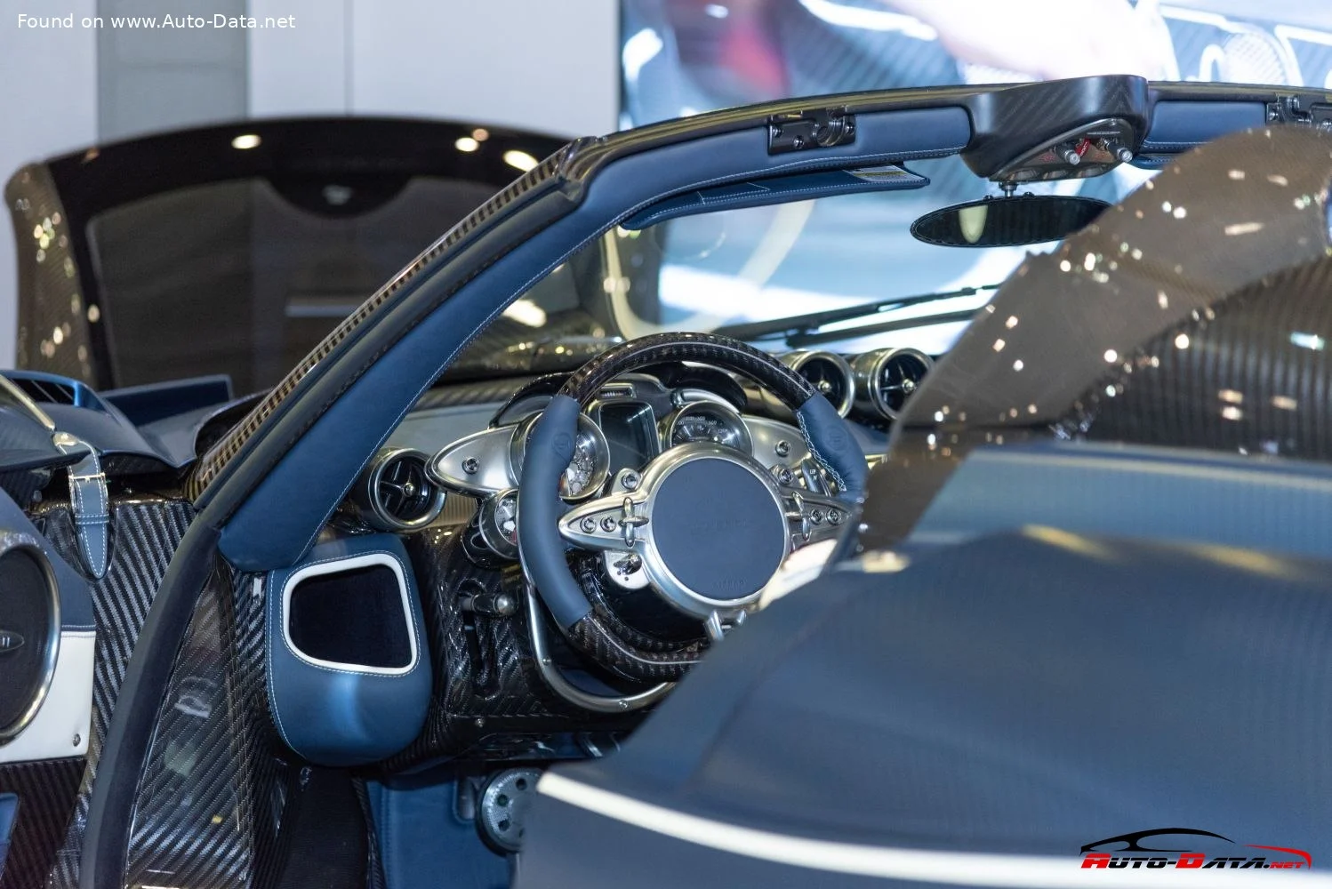 Pagani Huayra 6.0 V12 (764 Hp) Automatic2017 - 2019 thumbnail 11