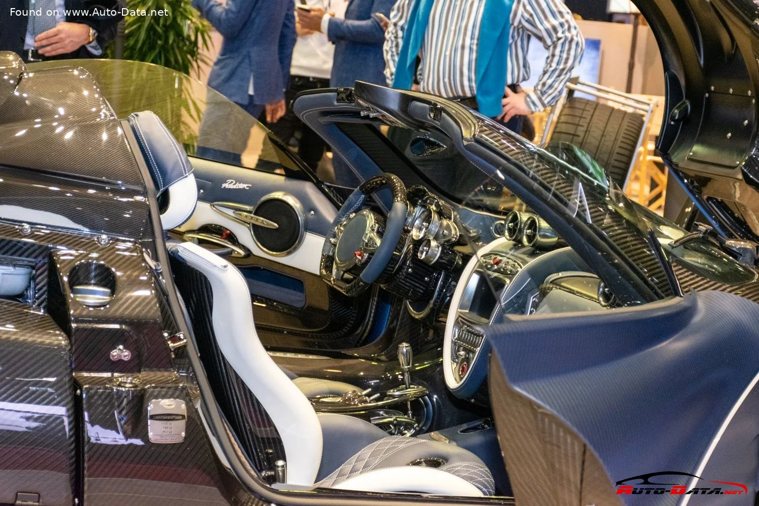 Pagani Huayra 6.0 V12 (764 Hp) Automatic2017 - 2019 thumbnail 13