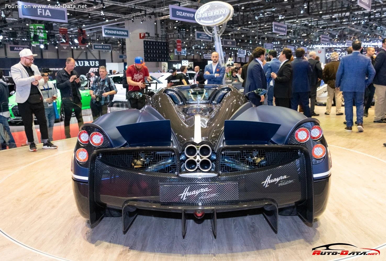 Pagani Huayra 6.0 V12 (764 Hp) Automatic2017 - 2019 thumbnail 6