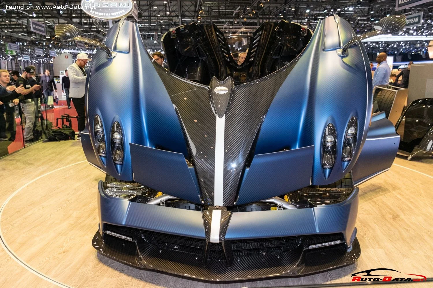 Pagani Huayra 6.0 V12 (764 Hp) Automatic2017 - 2019 thumbnail 8