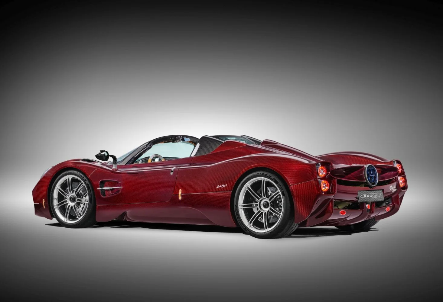 Pagani Utopia 6.0 V12 (864 Hp)2024 - thumbnail 3