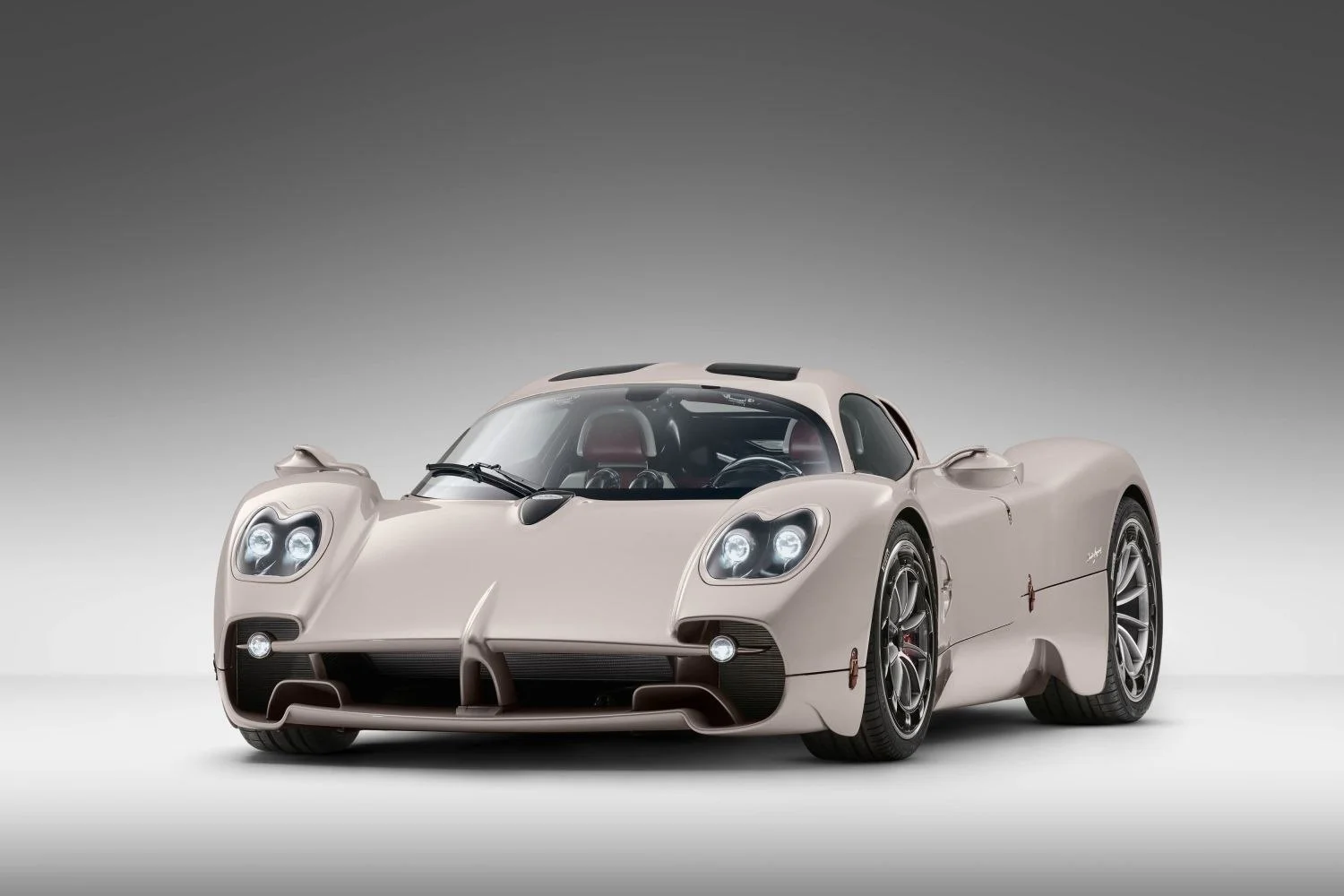 Pagani Utopia 6.0 V12 (864 Hp)2022 - - 1