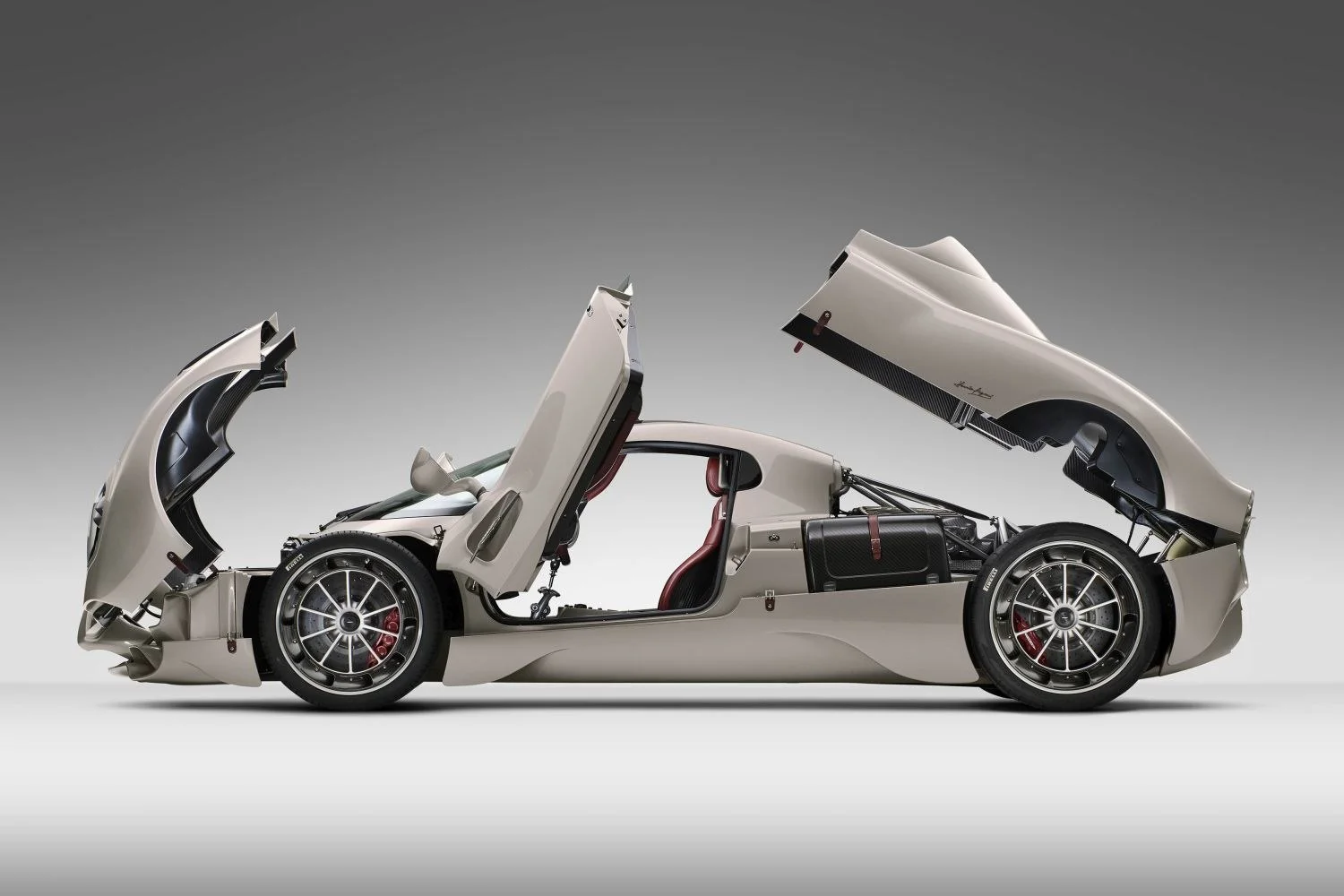Pagani Utopia 6.0 V12 (864 Hp)2022 - thumbnail 11