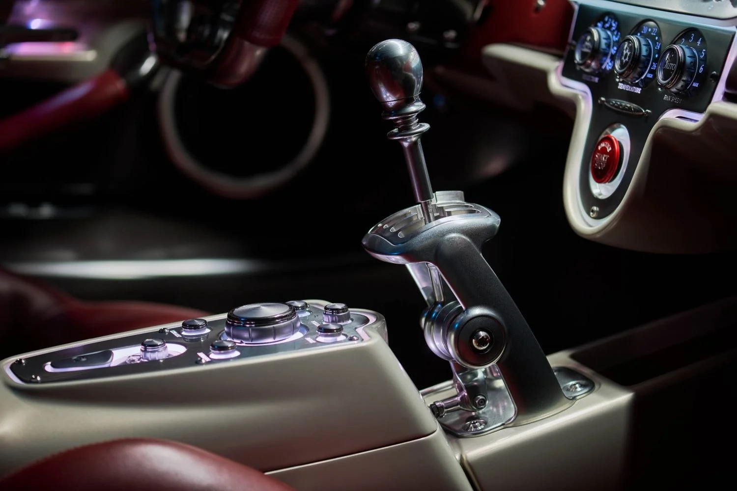 Pagani Utopia 6.0 V12 (864 Hp)2022 - thumbnail 16