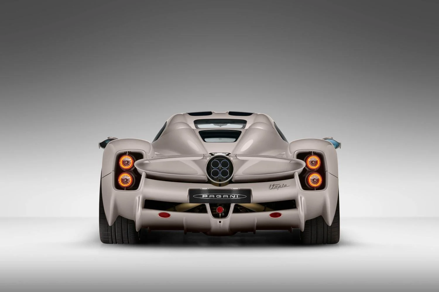 Pagani Utopia 6.0 V12 (864 Hp)2022 - thumbnail 6
