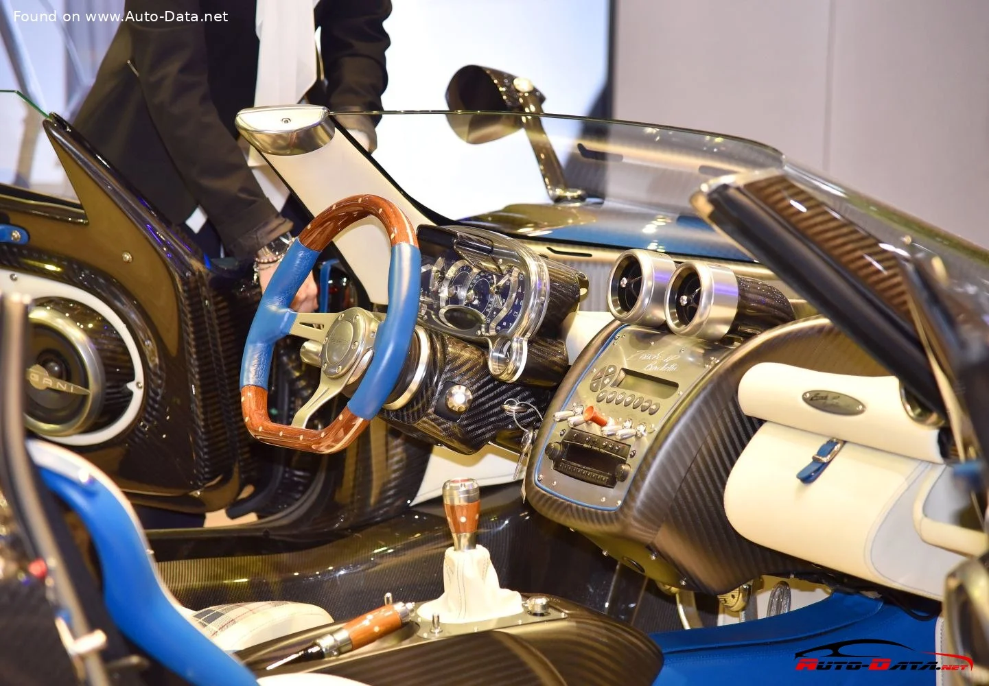 Pagani Zonda Pagani Zonda Hp Barchetta thumbnail 18