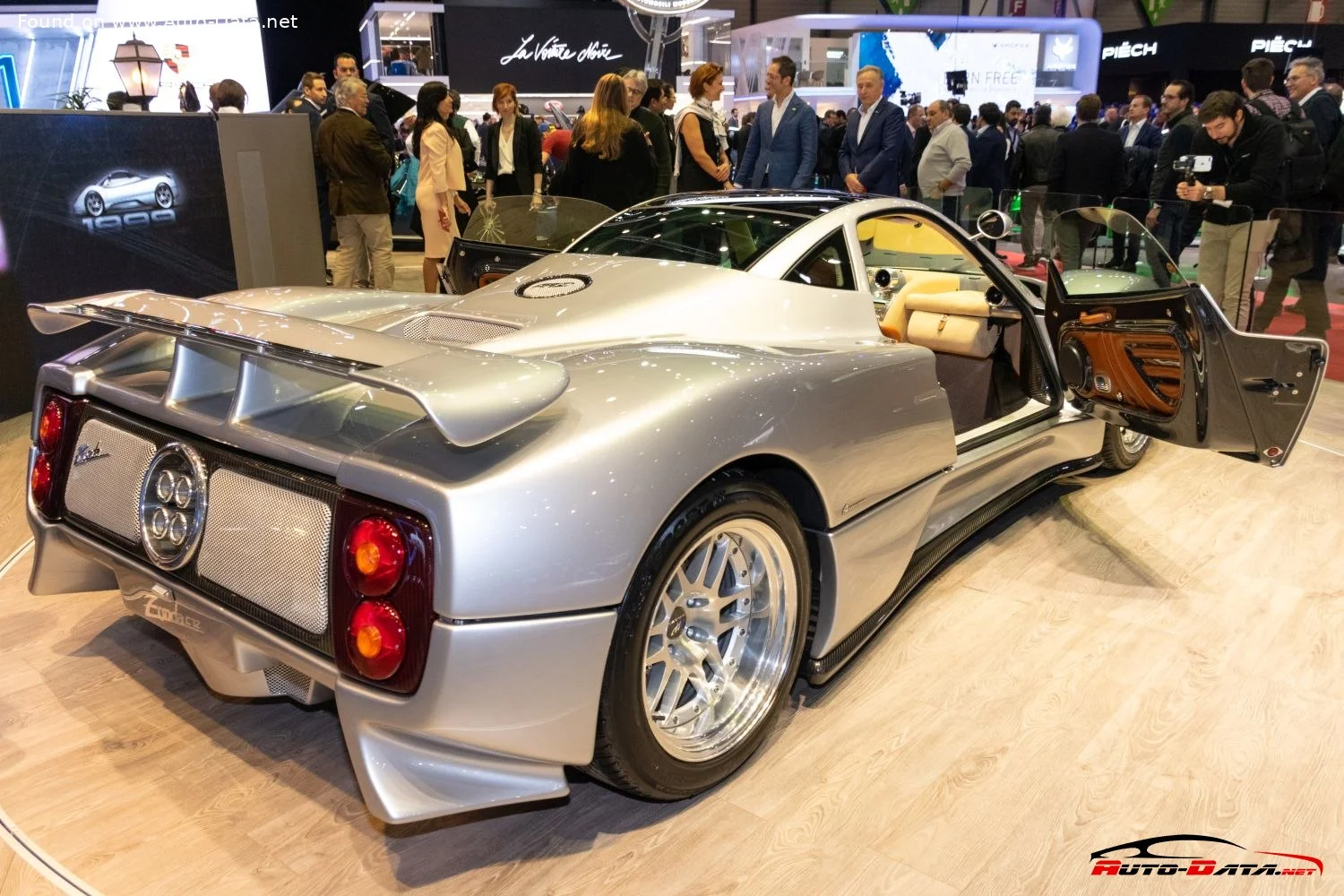 Pagani Zonda 7.3 i V12 48V (550 Hp)1999 - 2002 thumbnail 12