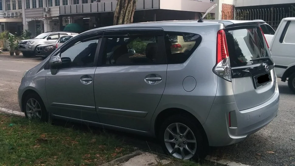Perodua Alza 1.5 (103 Hp)2014 - 2017 thumbnail 2