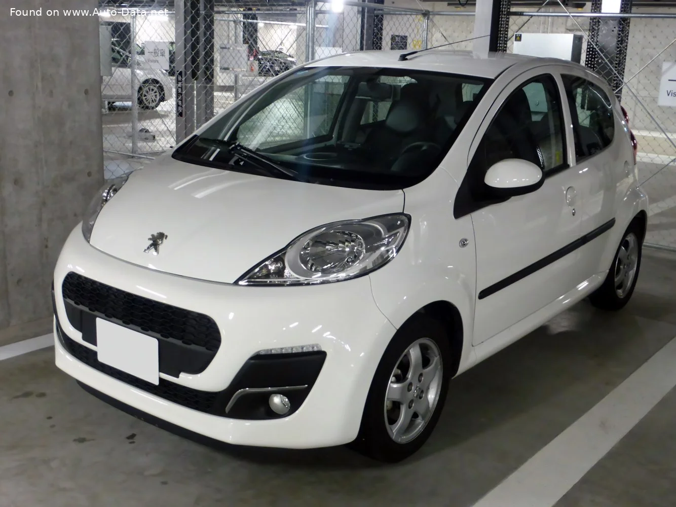 Peugeot 107 1.0 (68 Hp)2012 - 2014 - 1