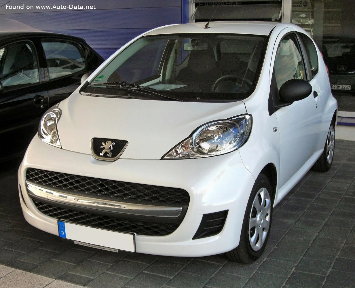 Peugeot 107 1.0 (68 Hp)2008 - 2010 thumbnail 3