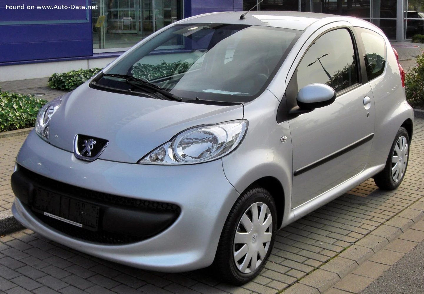 Peugeot 107 1.0 (68 Hp)2005 - 2008 - 1