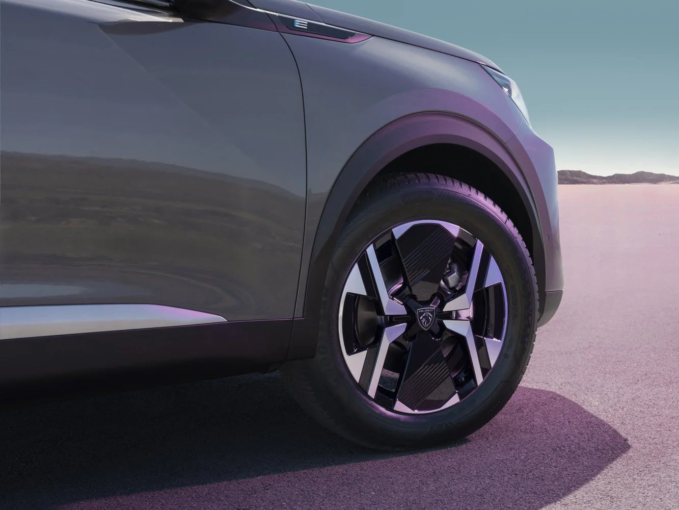 Peugeot 2008 1.2 (136 Hp) Mild Hybrid e-DCS62023 - 2025 thumbnail 3