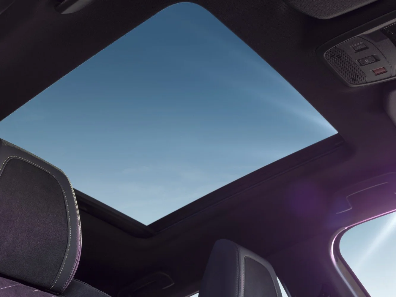 Peugeot 2008 1.2 (136 Hp) Mild Hybrid e-DCS62023 - 2025 thumbnail 9