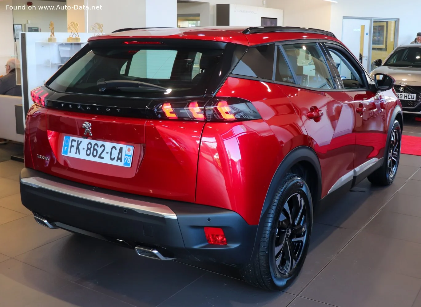 Peugeot 2008 1.2 PureTech (100 Hp)2019 - 2023 thumbnail 13