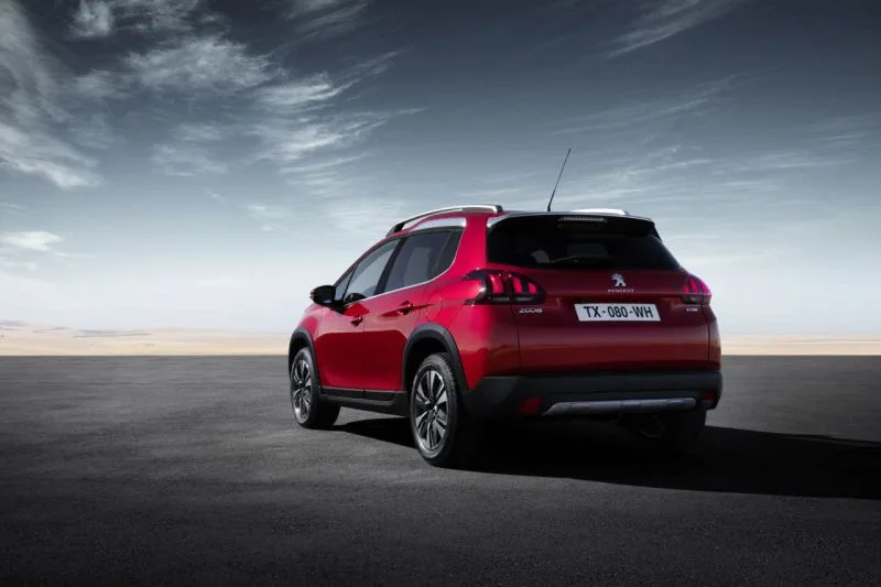 Peugeot 2008 1.2 PureTech (110 Hp) Automatic start&stop STT2016 - 2019 thumbnail 2