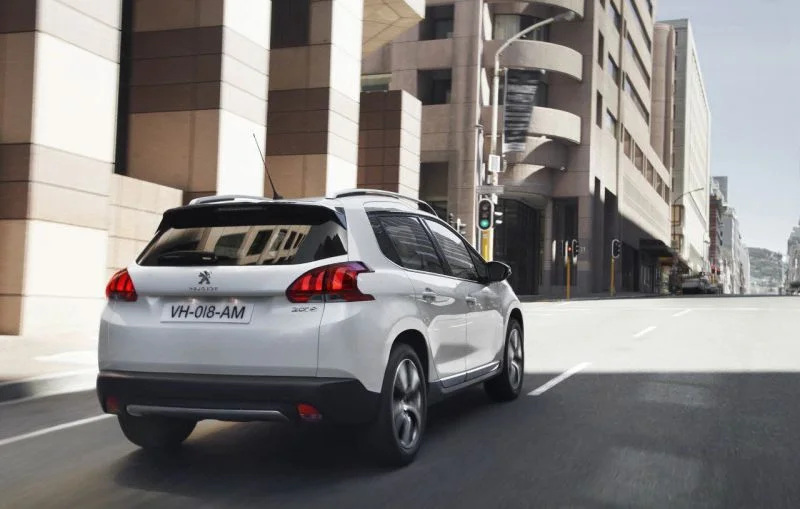Peugeot 2008 1.2 e-HTP (110 Hp)2013 - 2015 thumbnail 17