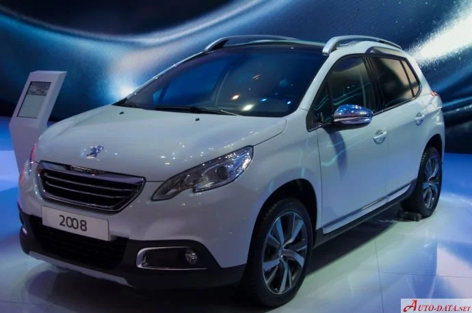 Peugeot 2008 1.2 e-HTP (110 Hp)2013 - 2015 thumbnail 8