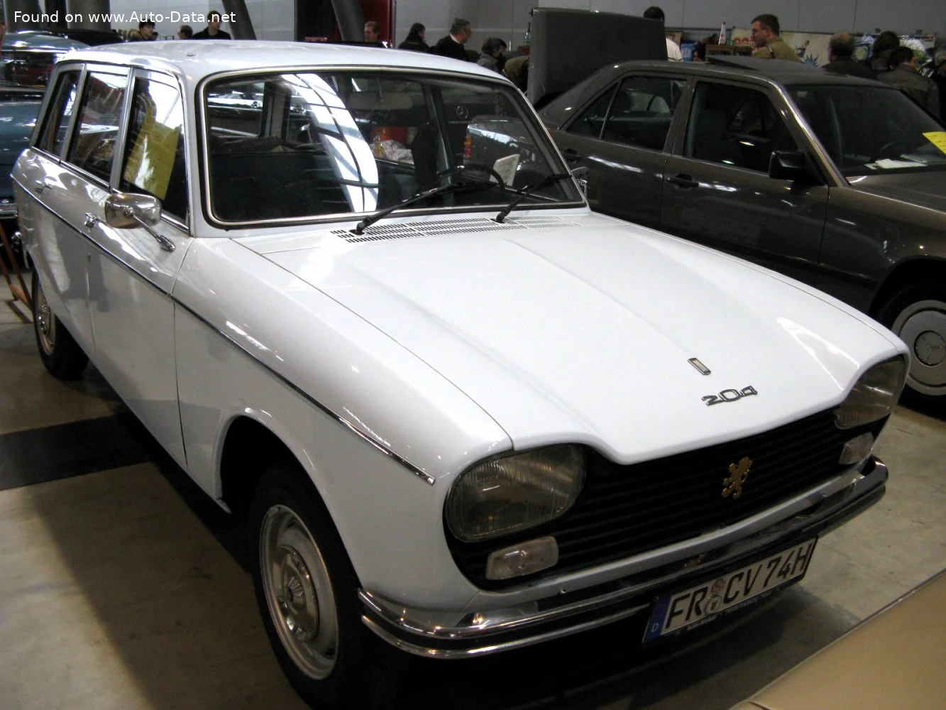 Peugeot 204 1.1 Grand Luxe (54 Hp)1969 - 1977 thumbnail 2
