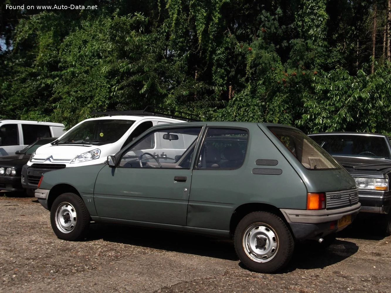 Peugeot 205 1.0 (45 Hp)1983 - 1987 thumbnail 6