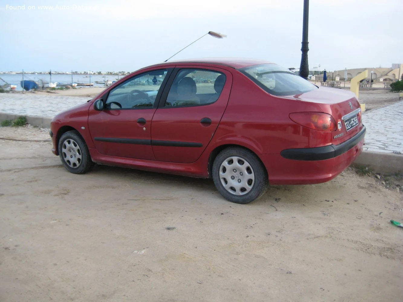 Peugeot 206 1.4 (75 Hp)2007 - 2012 thumbnail 2