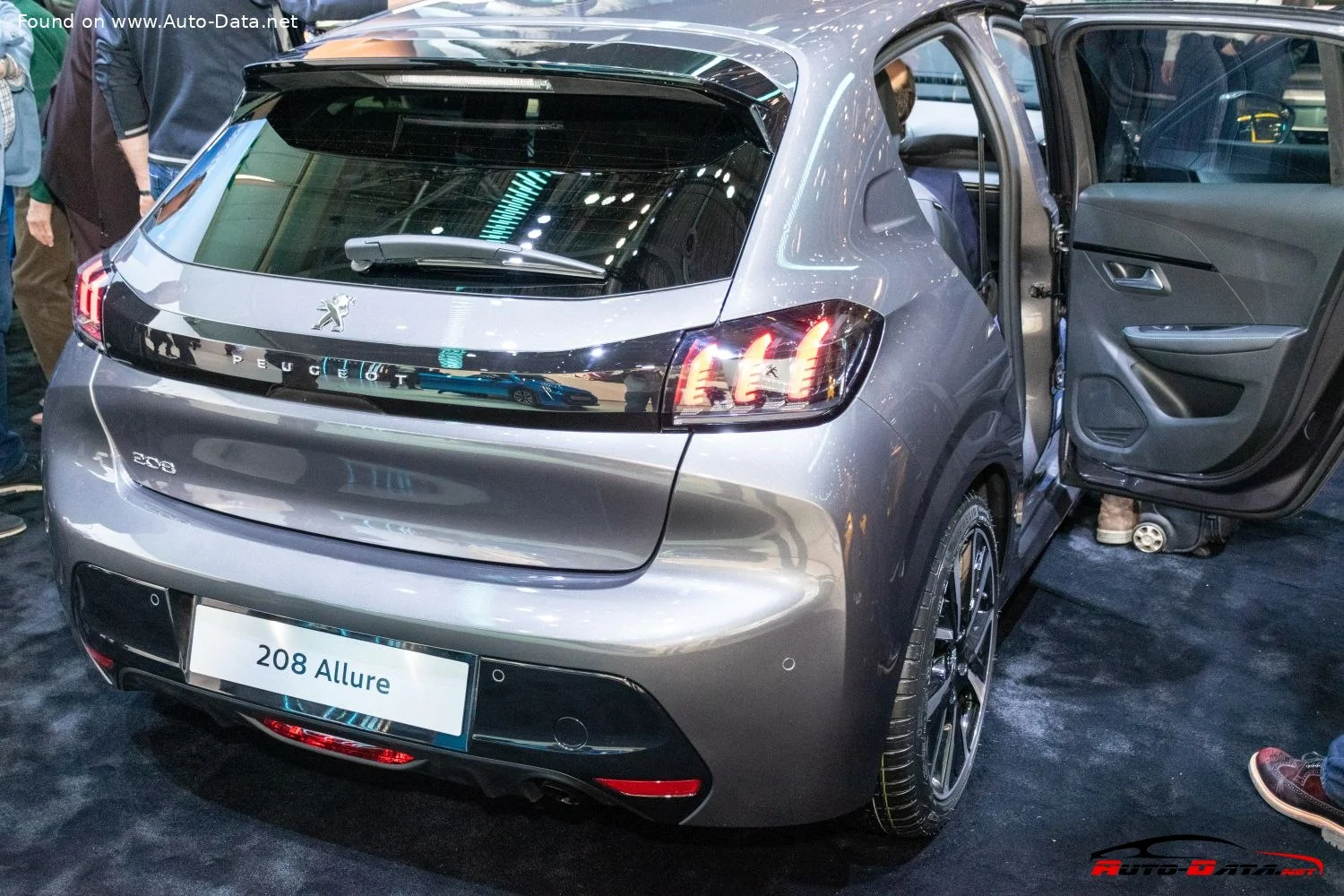 Peugeot 208 1.2 PureTech (130 Hp) Stop&Start Automatic2019 - 2023 thumbnail 13