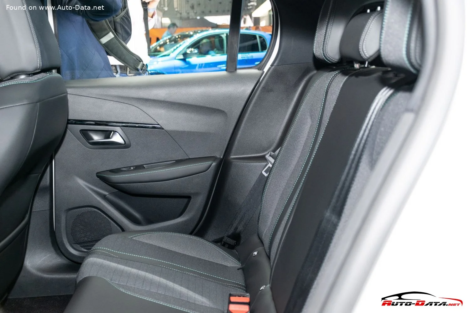 Peugeot 208 1.2 PureTech (130 Hp) Stop&Start Automatic2019 - 2023 thumbnail 6