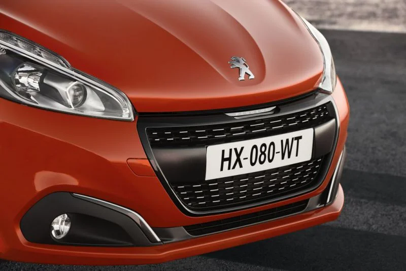 Peugeot 208 1.0 PureTech (68 Hp)2015 - 2016 thumbnail 6