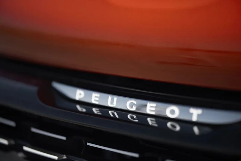 Peugeot 208 1.0 PureTech (68 Hp)2015 - 2016 thumbnail 8