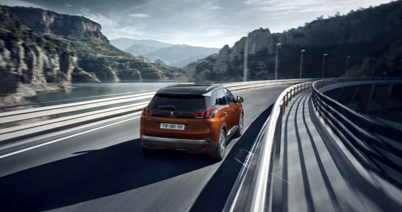Peugeot 3008 1.2 PureTech (130 Hp) Automatic S&S2016 - 2018 thumbnail 4