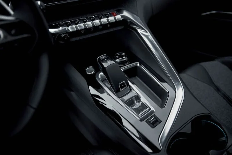 Peugeot 3008 1.2 PureTech (130 Hp) Automatic S&S2016 - 2018 thumbnail 7