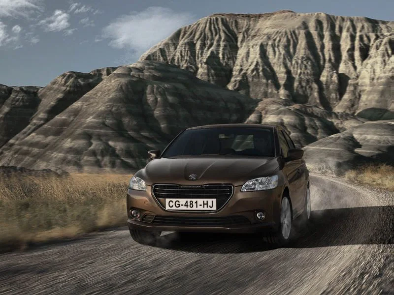 Peugeot 301 1.2 VTi (72 Hp)2012 - 2017 thumbnail 12