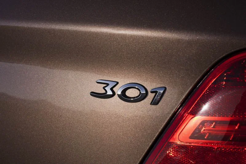 Peugeot 301 1.2 VTi (72 Hp)2012 - 2017 thumbnail 16