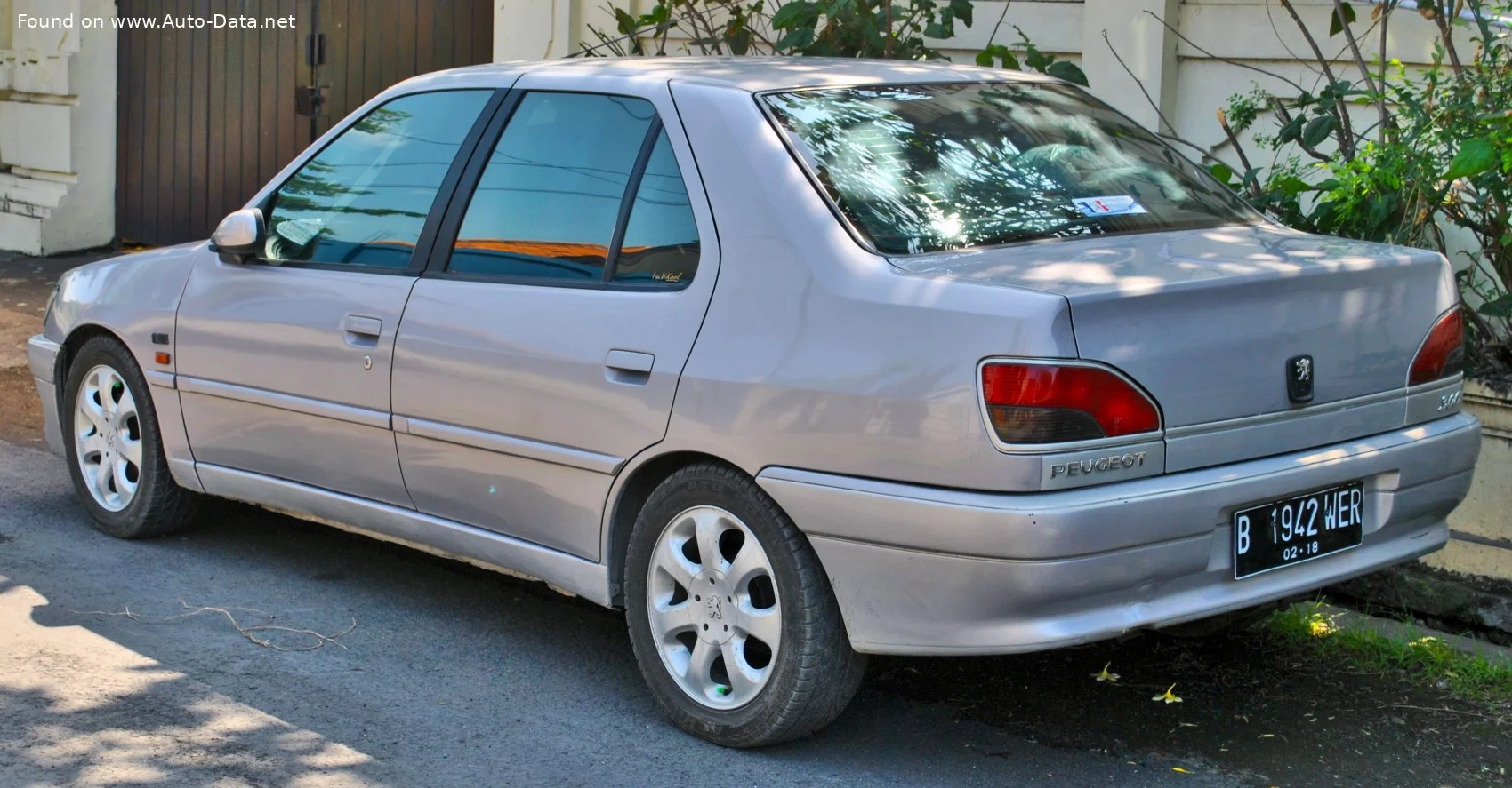 Peugeot 306 1.1 (60 Hp)1994 - 1997 thumbnail 2