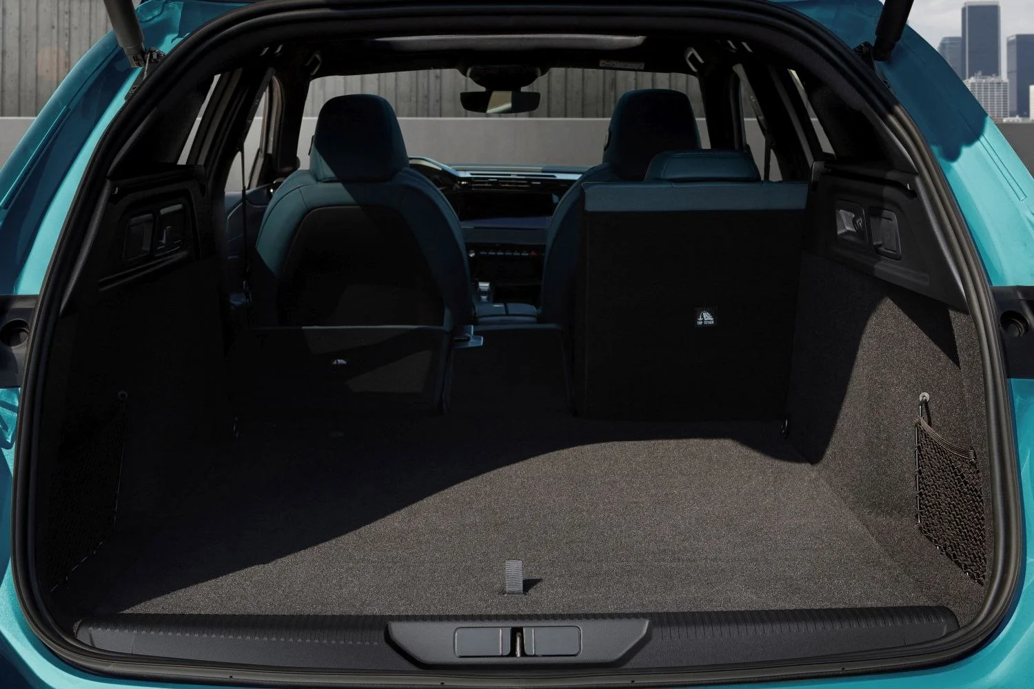 Peugeot 308 1.2 (136 Hp) Mild Hybrid e-DSC2023 - 2025 thumbnail 6