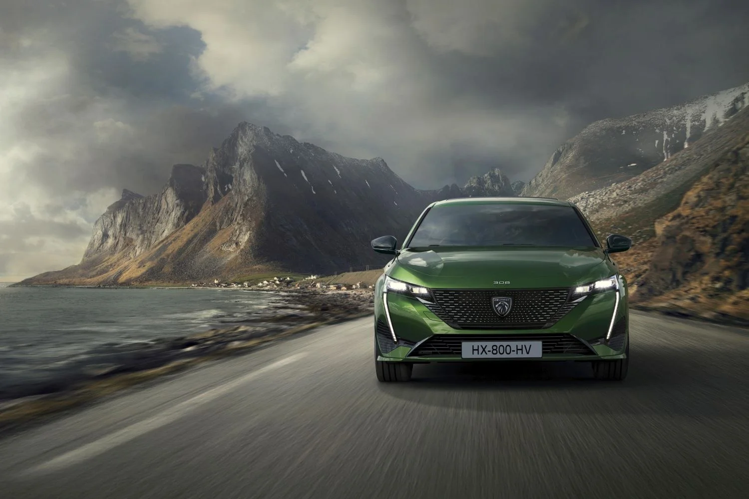 Peugeot 308 1.2 (136 Hp) Mild Hybrid e-DCS2023 - 2025 thumbnail 2