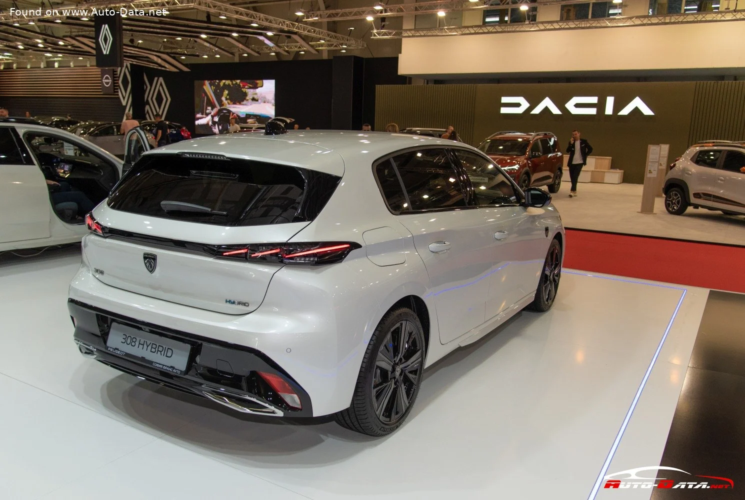 Peugeot 308 1.2 (136 Hp) Mild Hybrid e-DCS2023 - 2025 thumbnail 10